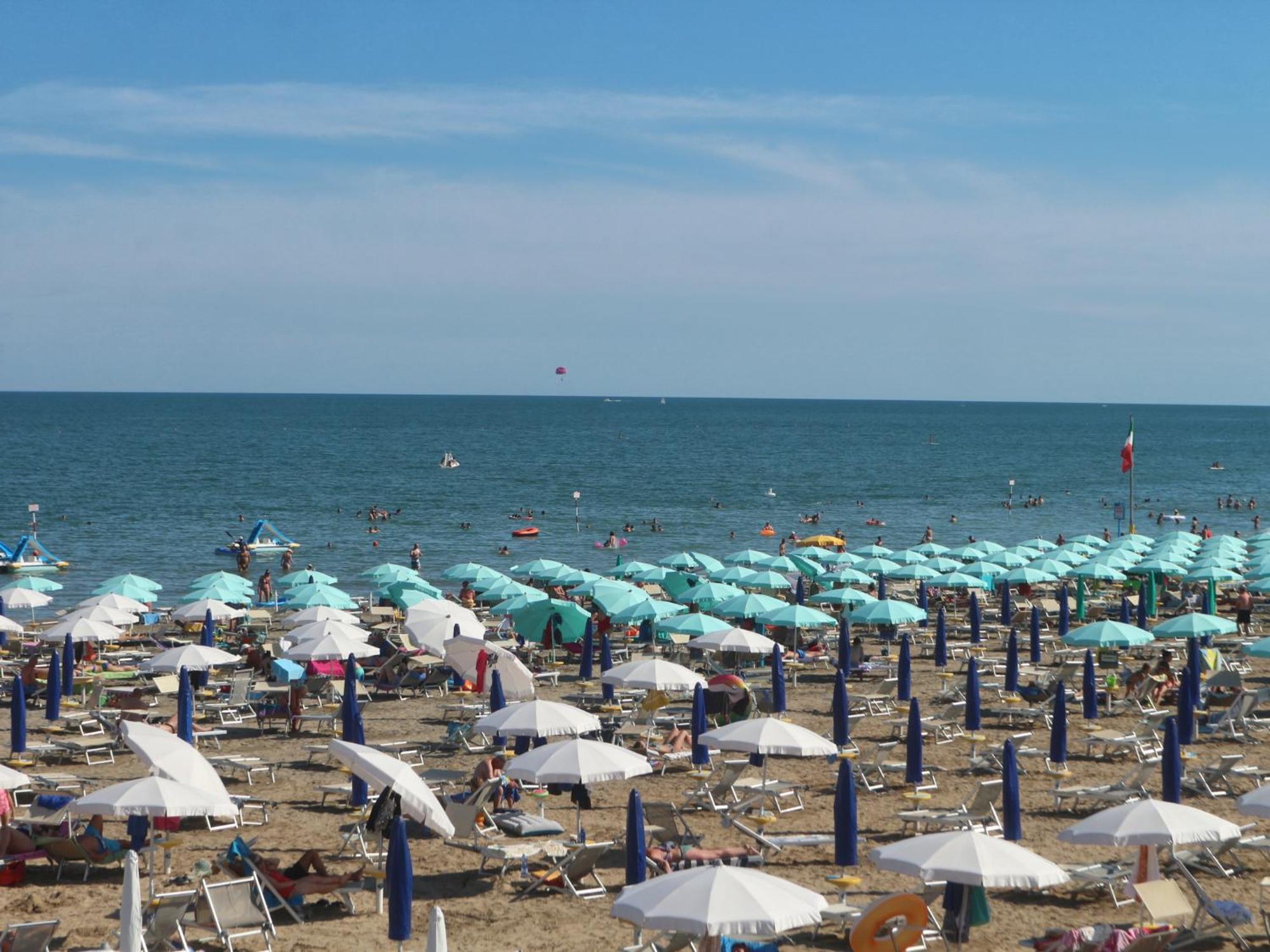 Michelangelo Beach Lignano Sabbiadoro Exterior photo